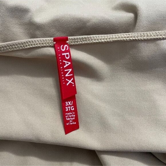 SPANX Size 3X  Tank Top Beige Slimming Flattering Smoothing - Picture 5 of 8